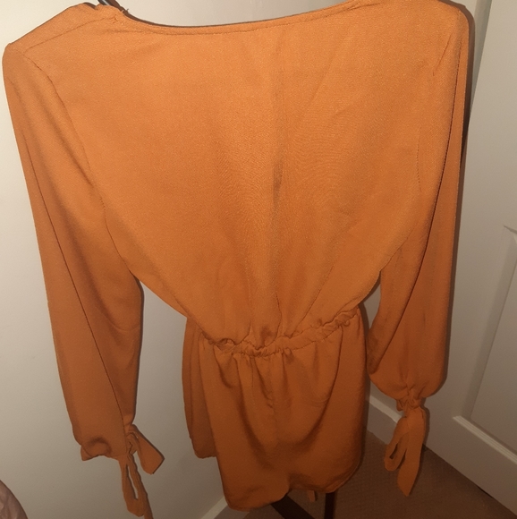 Romper - Picture 2 of 3